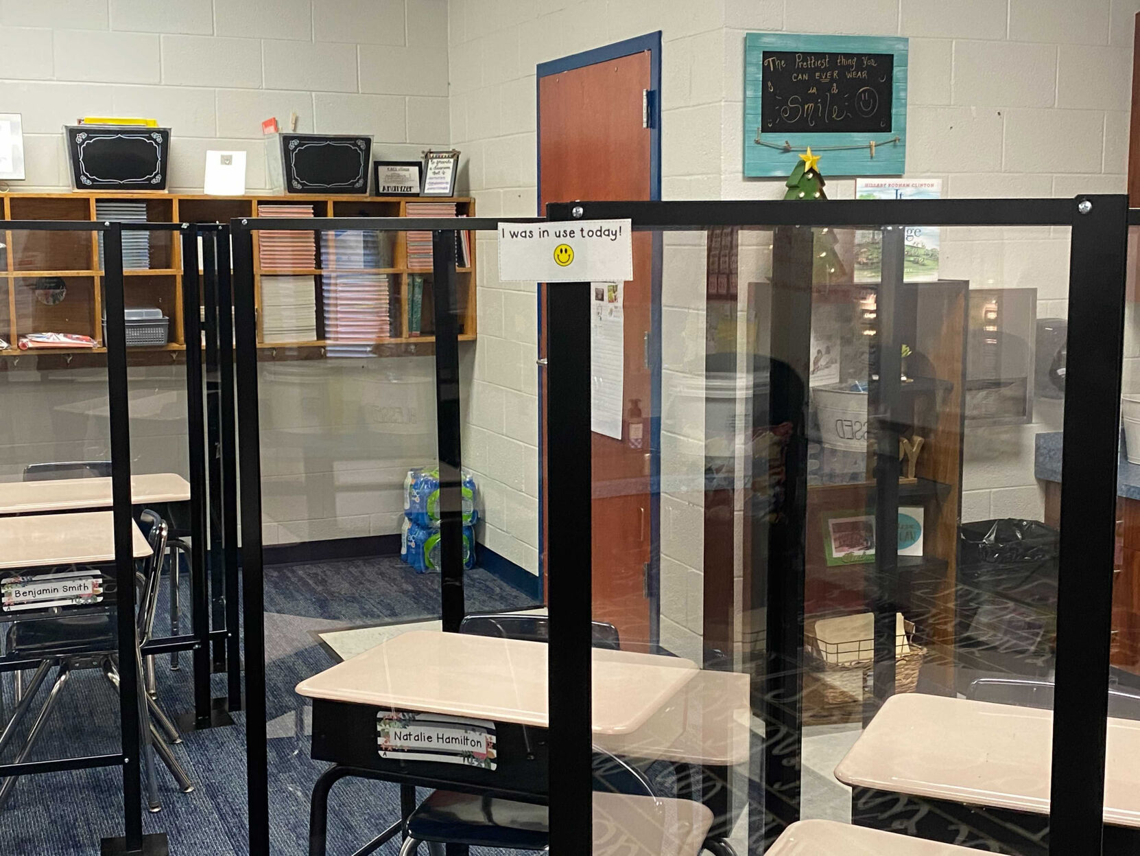 Aynor-Elementary-Plexiglass-8.jpg